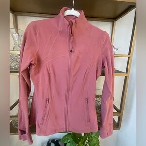 Lululemon Define Jacket in Briar Rose. Size 8